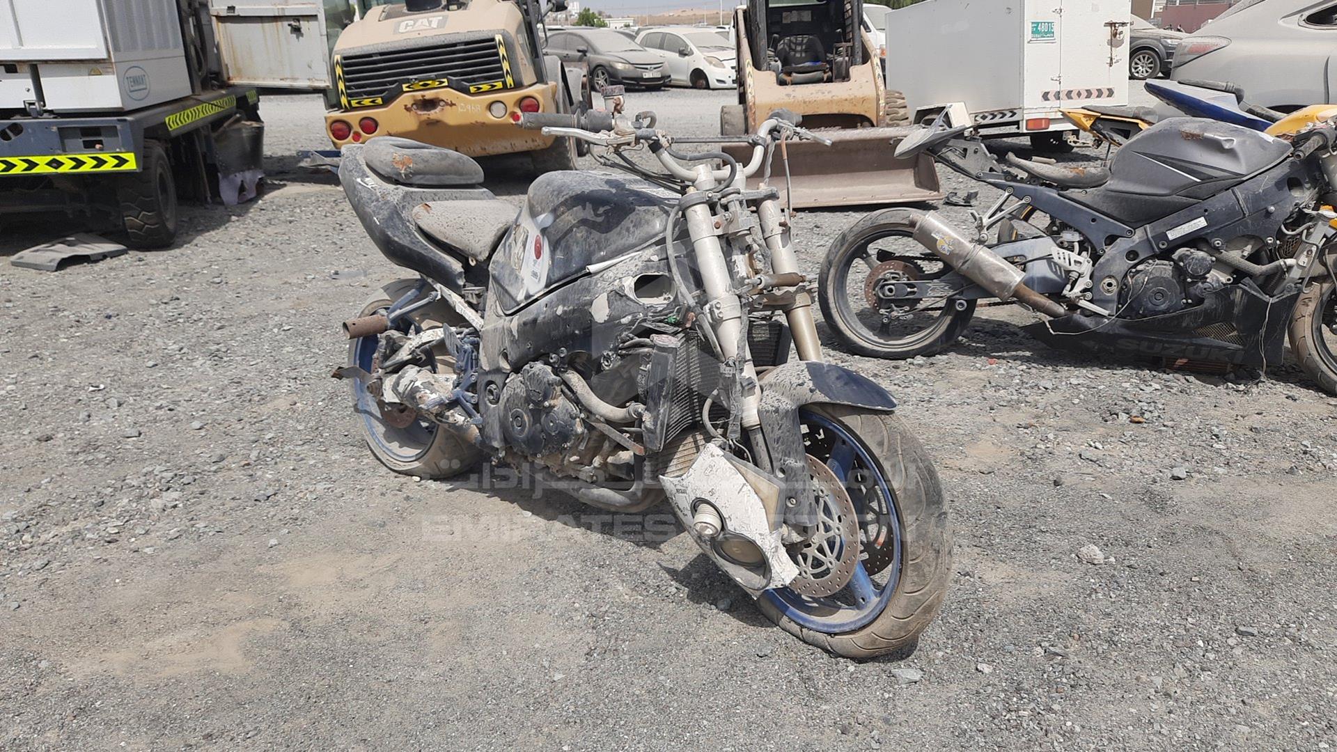 2001 SUZUKI GSXR 1000 VIN: JS1GT74A912104908