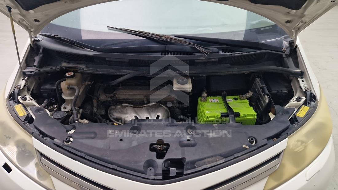 2015 Toyota Previa — Engine Bay — Photo 37