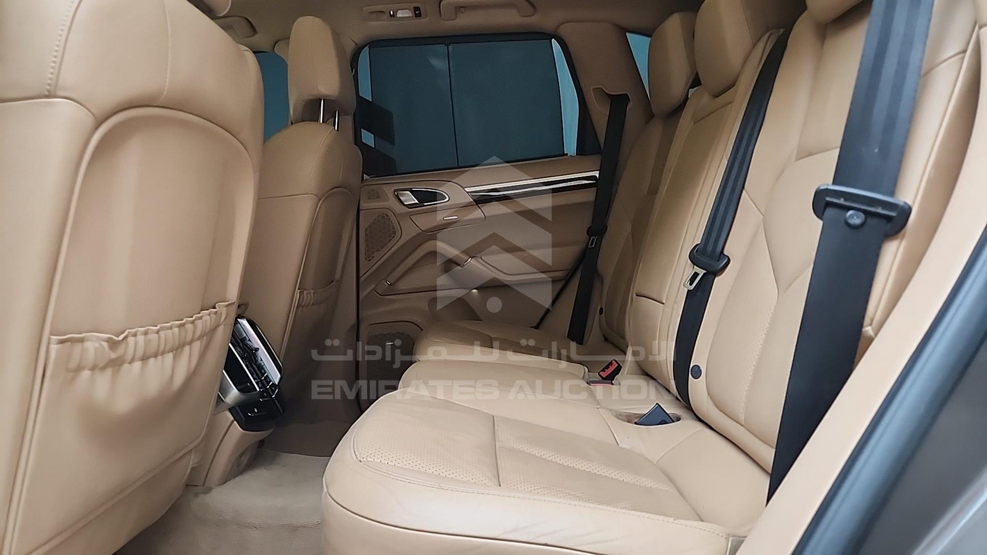 2013 PORSCHE CAYENNE VIN: WP1ZZZ92ZDLA83541