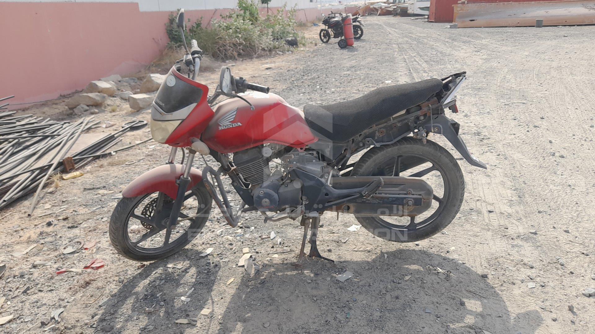 2012 HONDA CBF 150 VIN: ME4KC09CLB8176387