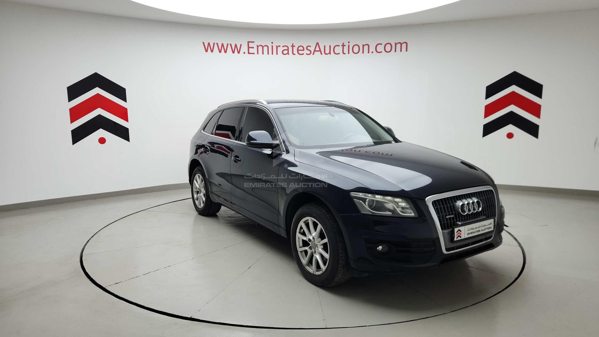 2011 AUDI Q5 VIN: WAUCFC8R2BA042938