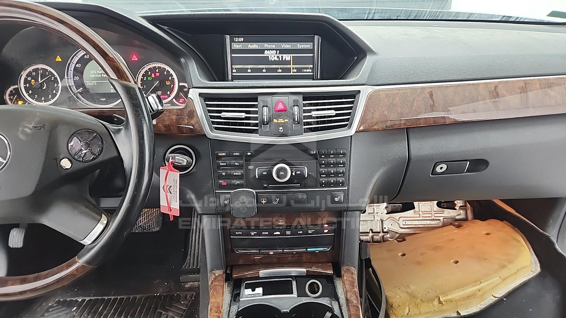 2010 MERCEDES E350 VIN: WDDHF8HB1AA169130