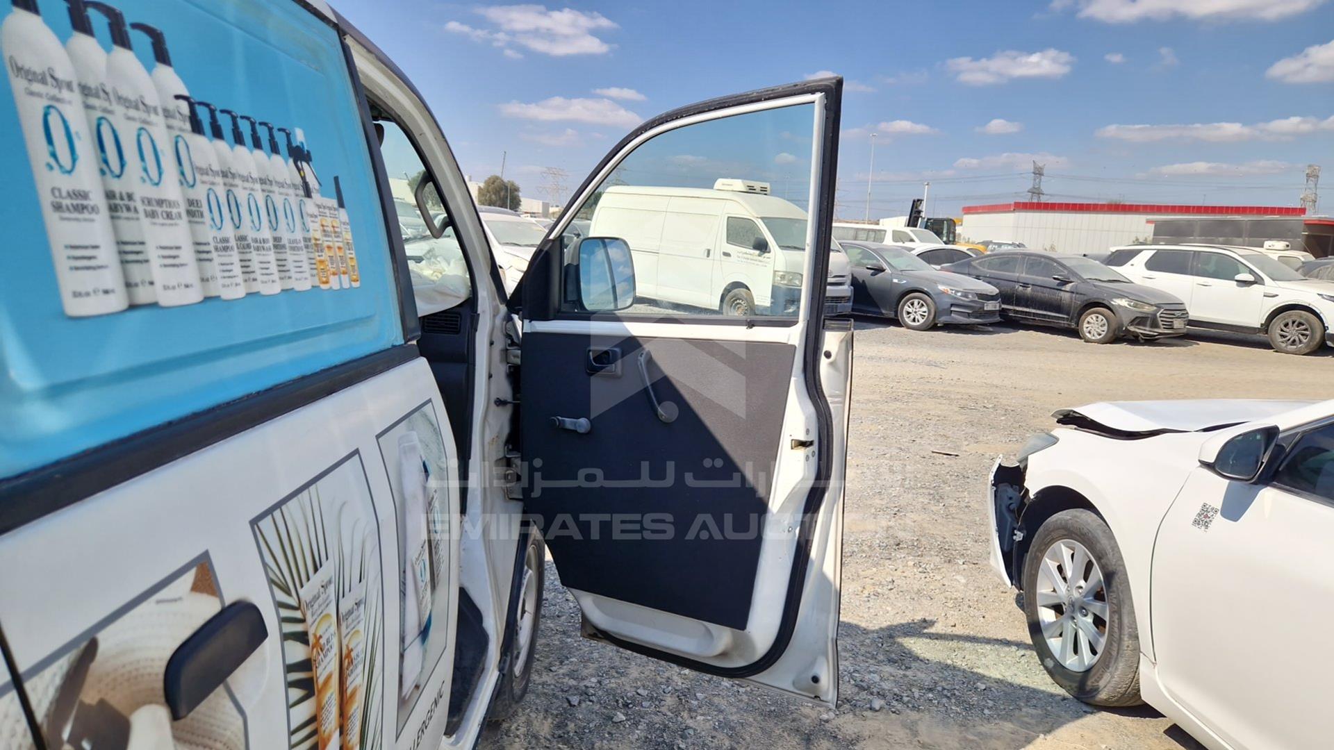 2012 SUZUKI APV VIN: MHYDN71V4CJ303153