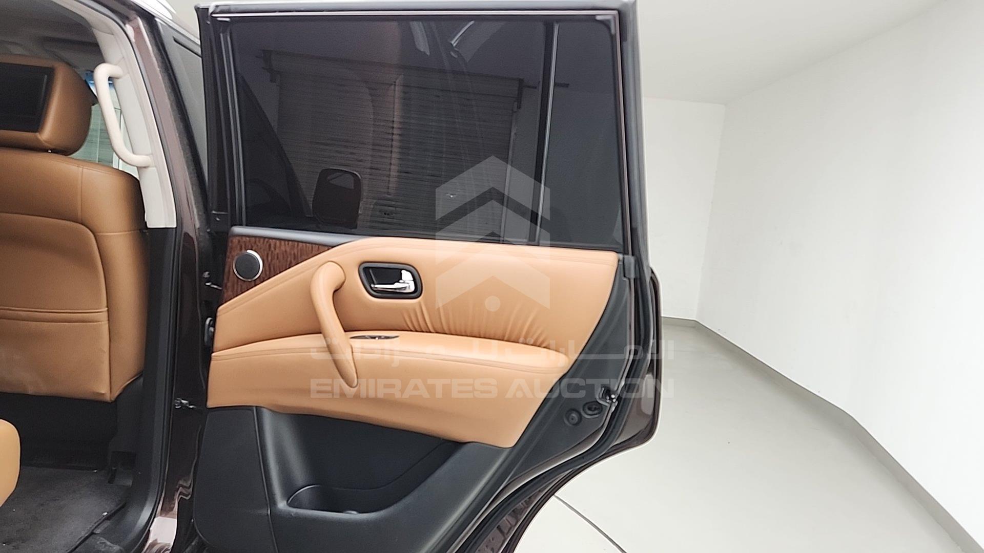 2017 NISSAN PATROL VIN: JN8AY2NY6H9304579
