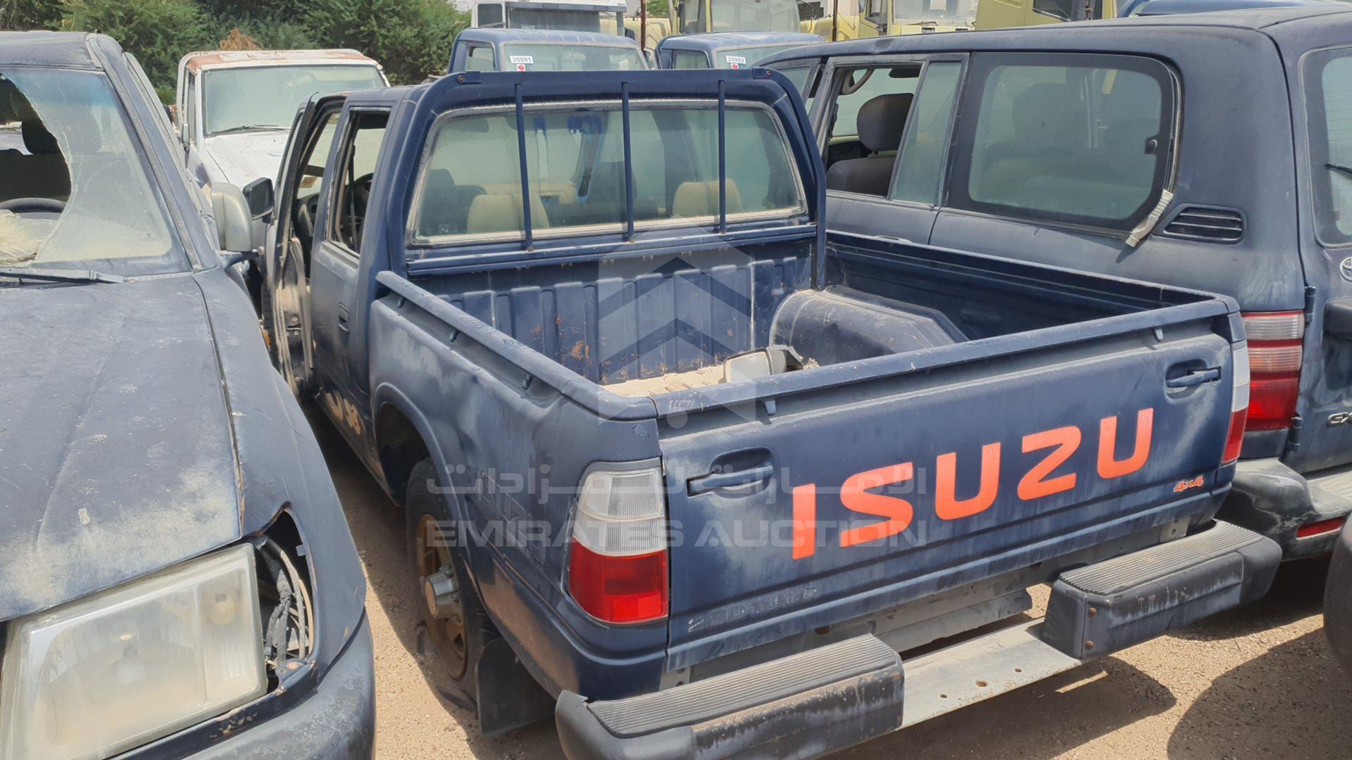 2002 ISUZU PICK UP VIN: JAADR33F327F06919
