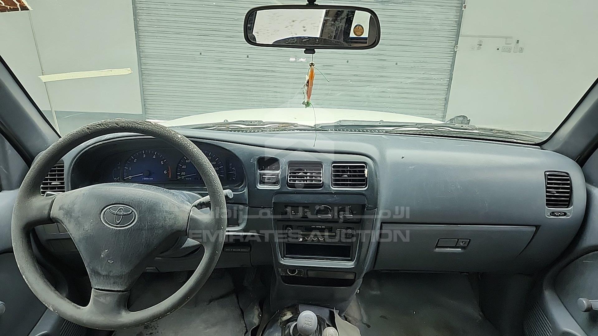 2005 TOYOTA HILUX VIN: JTFDM626150033601