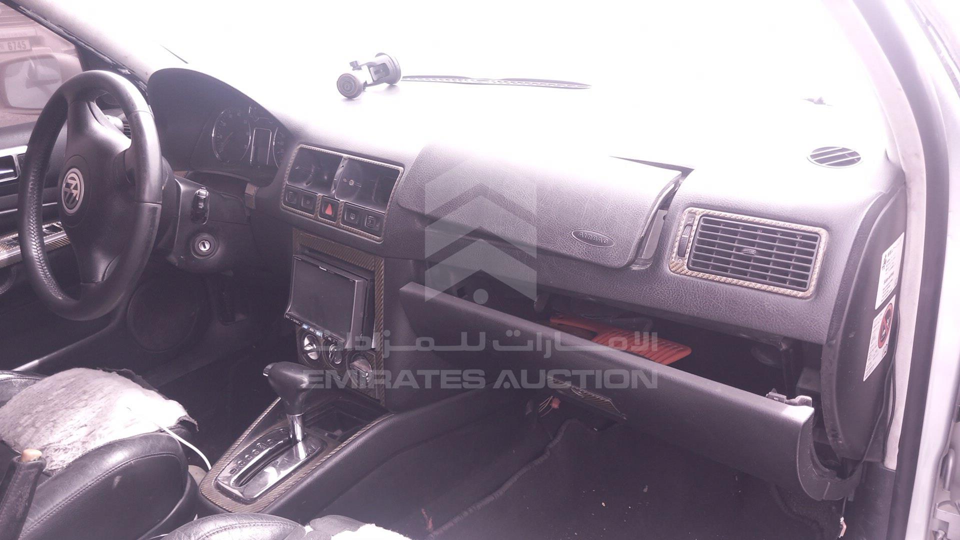 2001 VOLKSWAGEN GOLF VIN: WVWZZZ1JZ2P039525