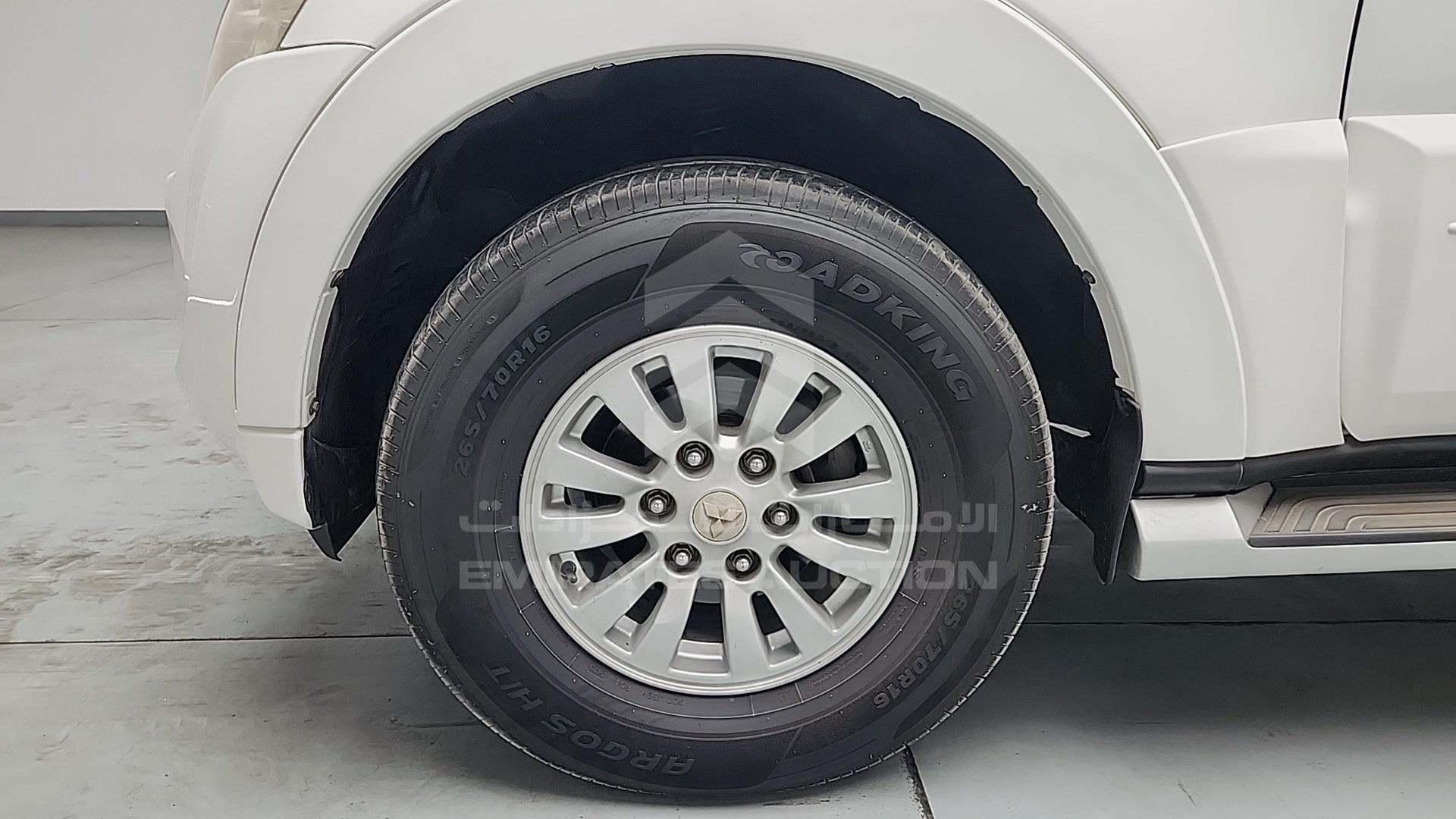 2013 MITSUBISHI PAJERO VIN: JMYLRV95WDJ704386
