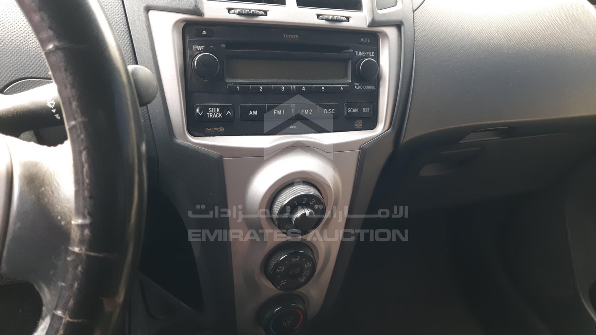 2011 TOYOTA YARIS VIN: JTDKW9231B5161885