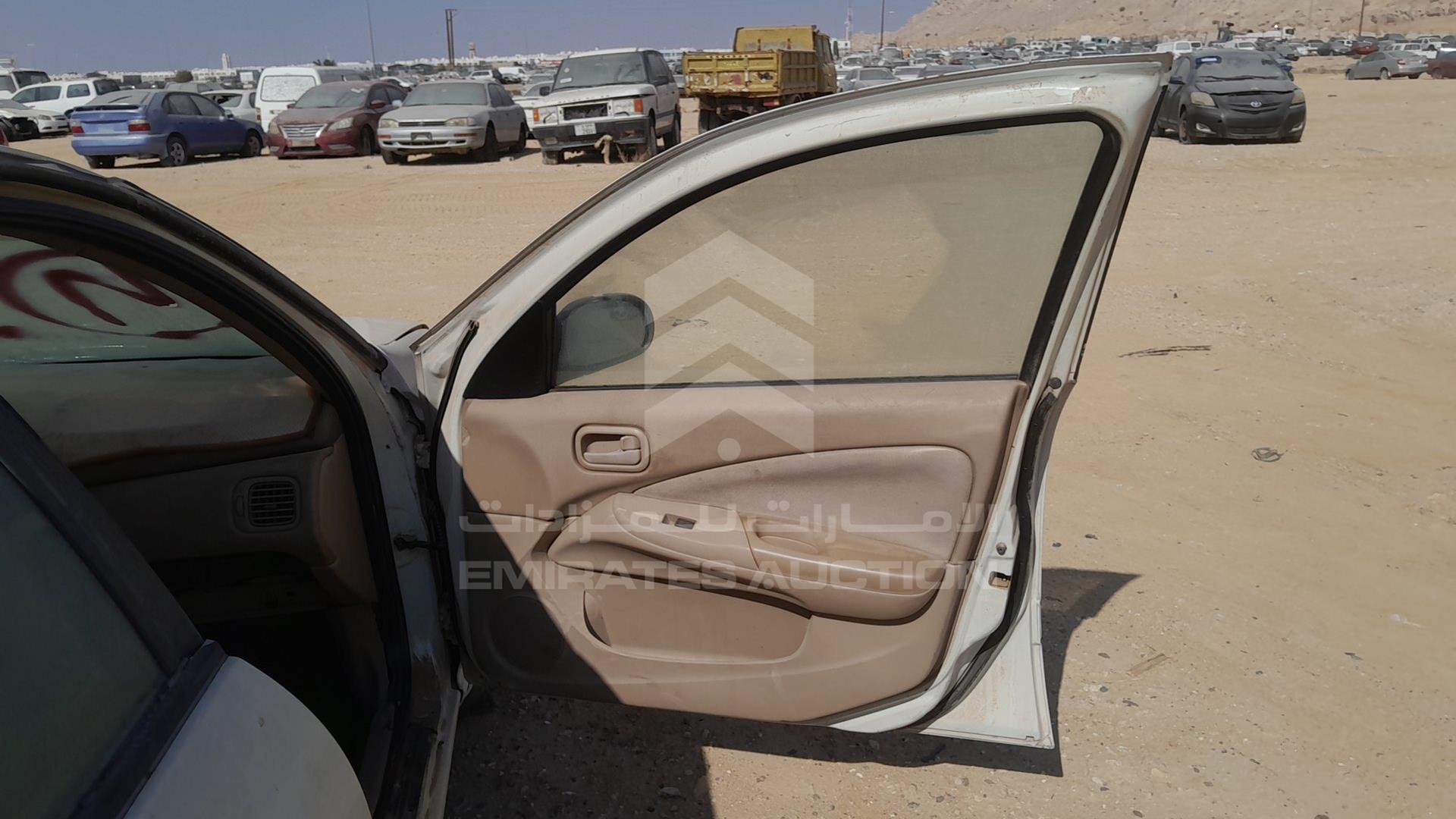 2004 NISSAN SUNNY VIN: JN1FN61C34W066670
