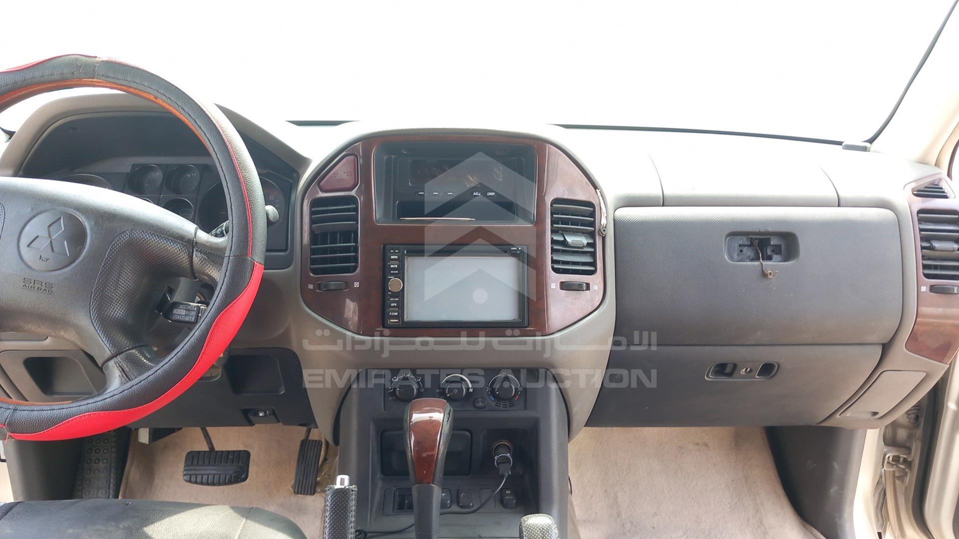 2006 MITSUBISHI PAJERO VIN: JMYLRV73W6J703225