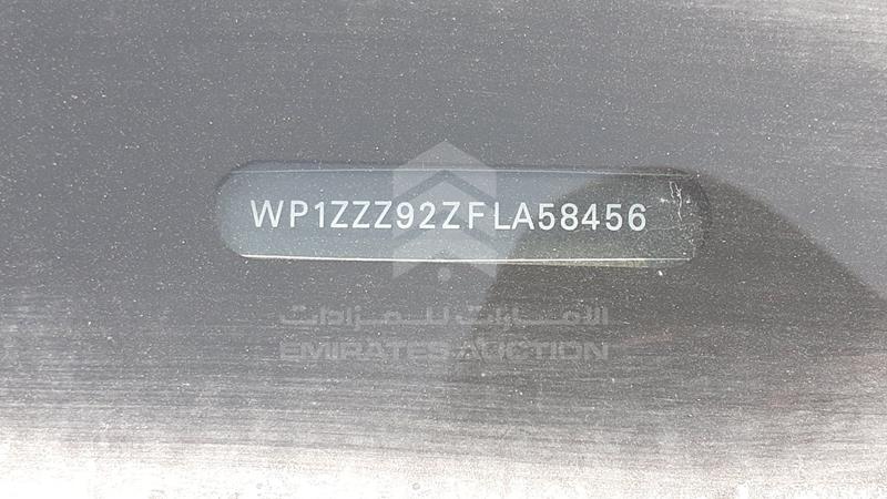 WP1ZZZ92ZFLA58456 Auction: EmiratesAuction Lot: 409142 WP1ZZZ92ZFLA58456 Porsche Cayenne S 2015 GOLD Photo 3