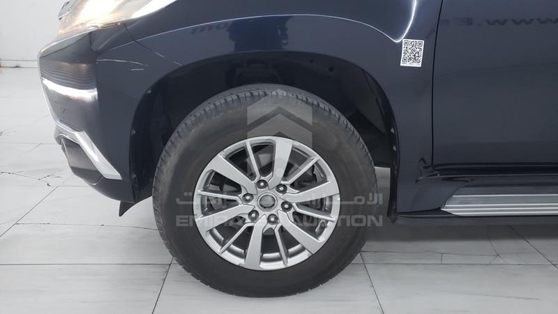 MMEMC21XXHH004146 Auction: EmiratesAuction Lot: 406724 MMEMC21XXHH004146 Mitsubishi Montero 2017 BLUE Photo 31