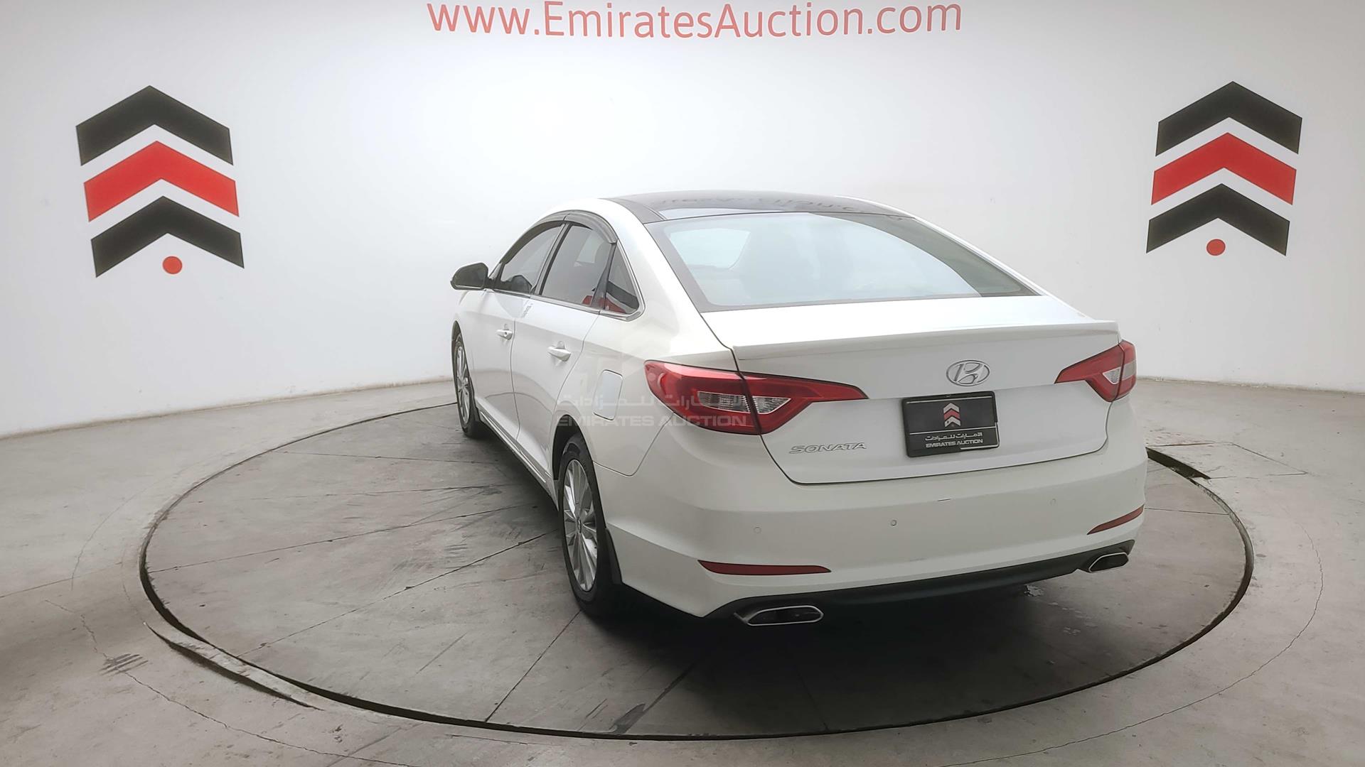 2016 HYUNDAI SONATA VIN: KMHE241G6GA168213
