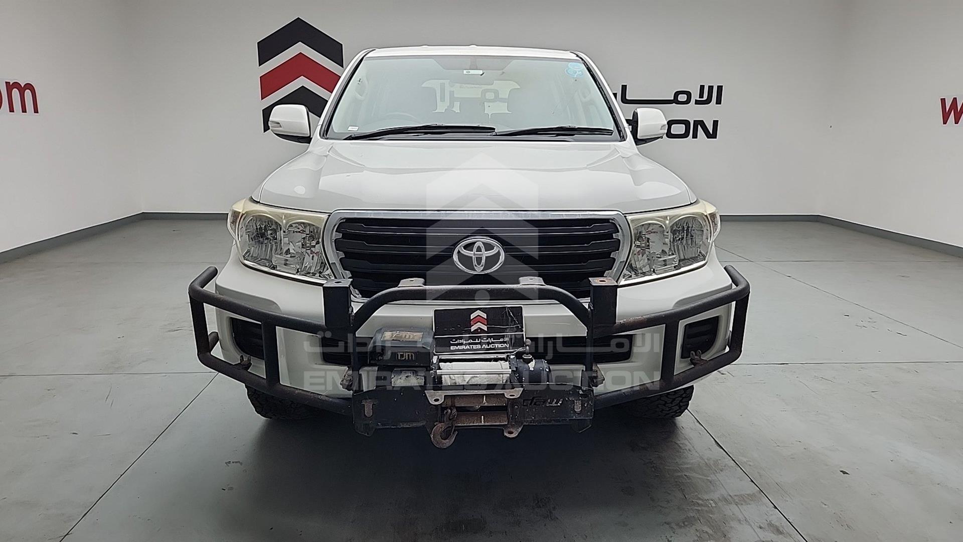 2014 TOYOTA LC 200 VIN: JTMHV09J904135065