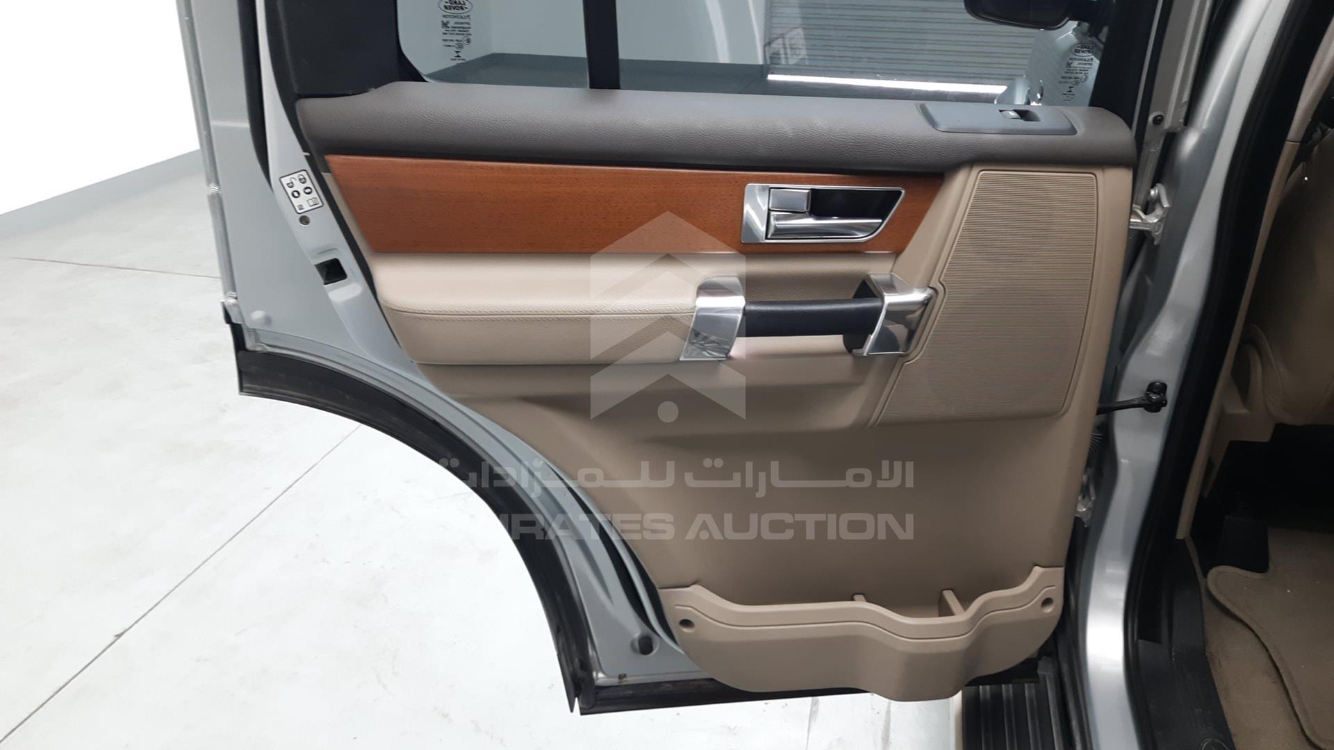 2016 LAND ROVER LR4 VIN: SALLAAAV6GA786250