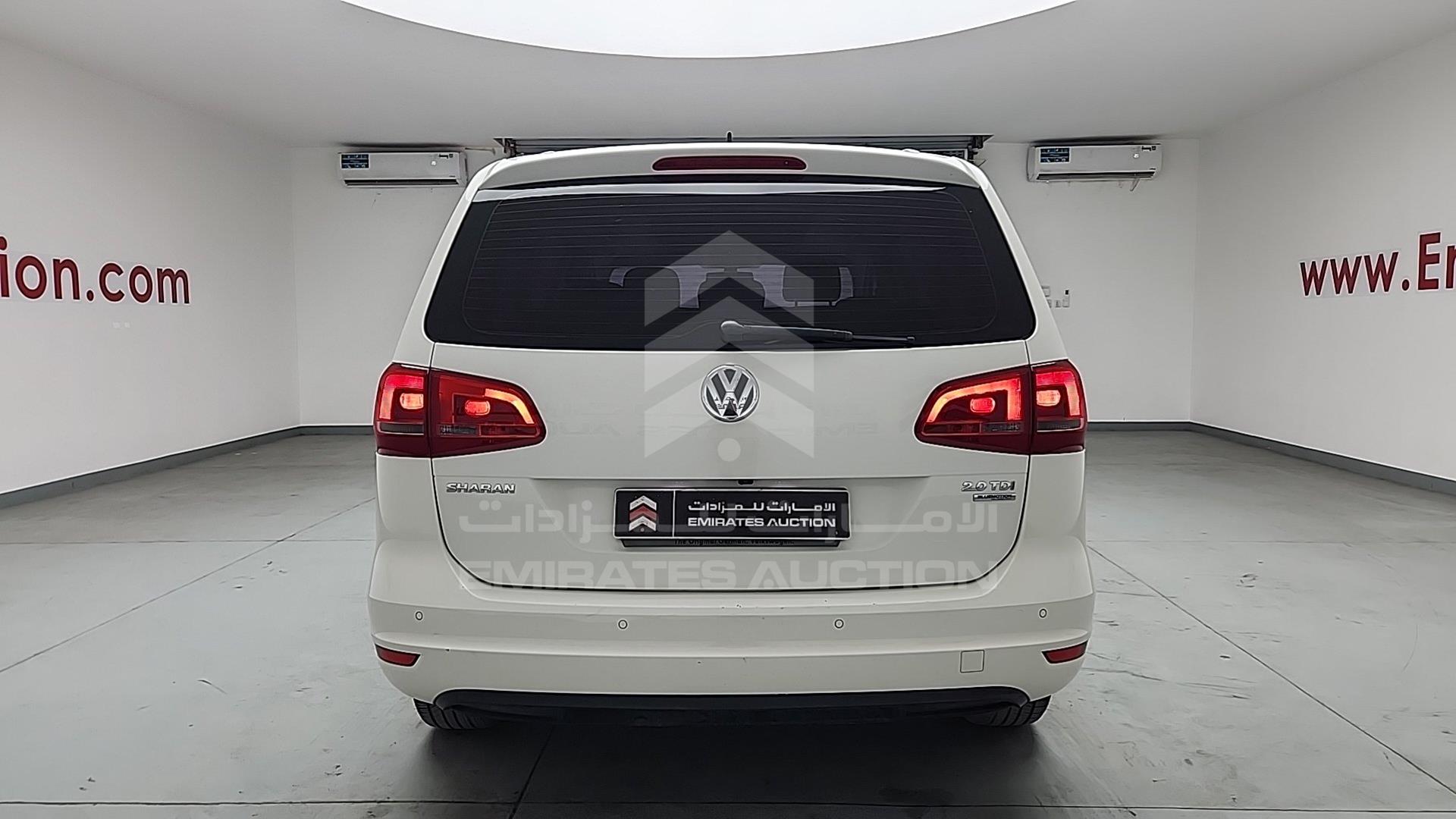 2016 VOLKSWAGEN SHARAN VIN: WVWZZZ7NZEV032244