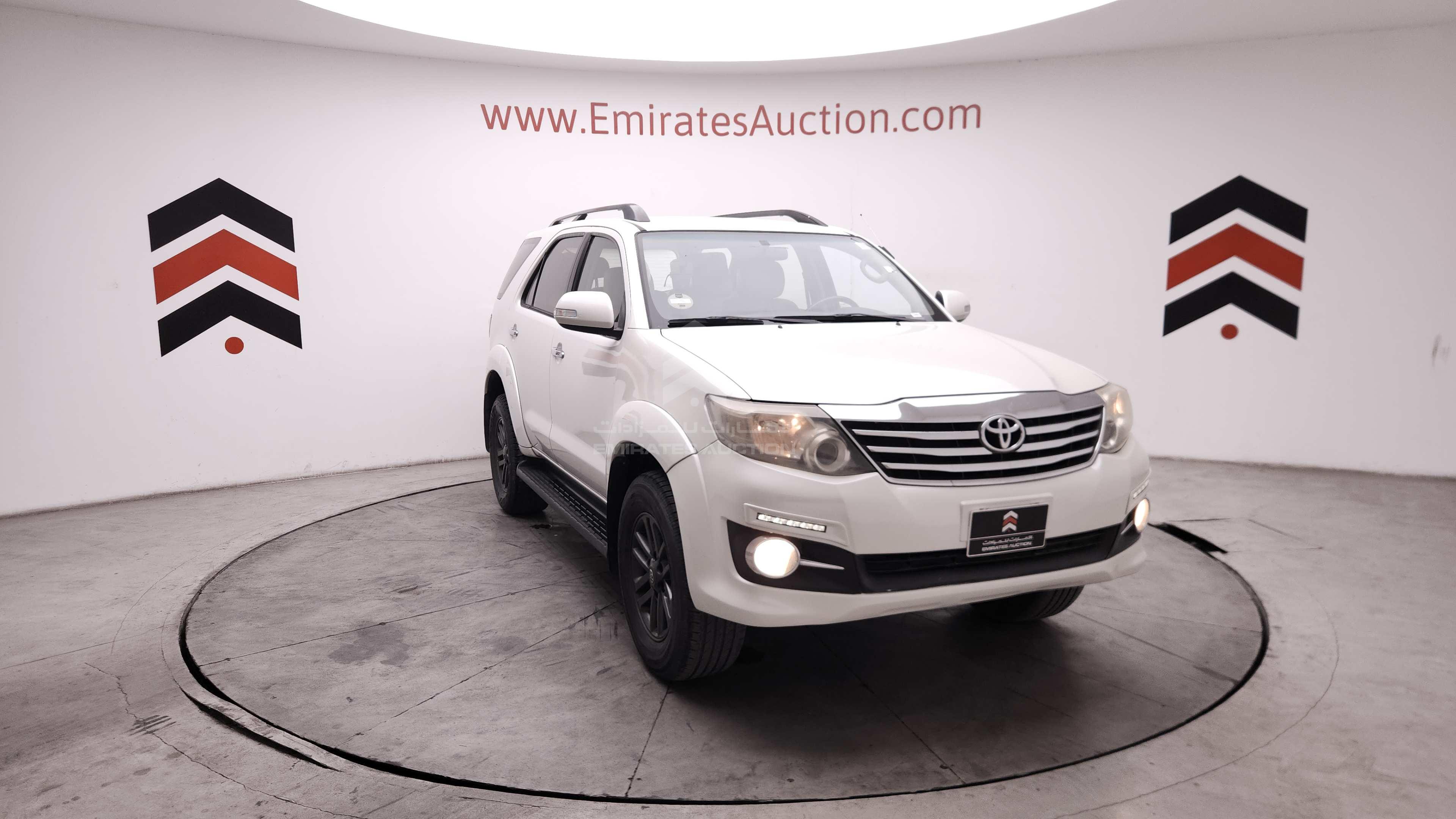 MHFYU59G0F7042614 - 2015 Toyota Fortuner - #504127