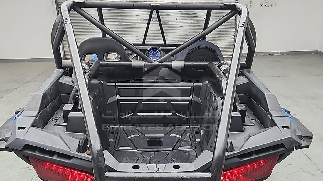 بولاريس RZR 1000CC 2023 — زاوية صندوق السيارة — صورة 20
