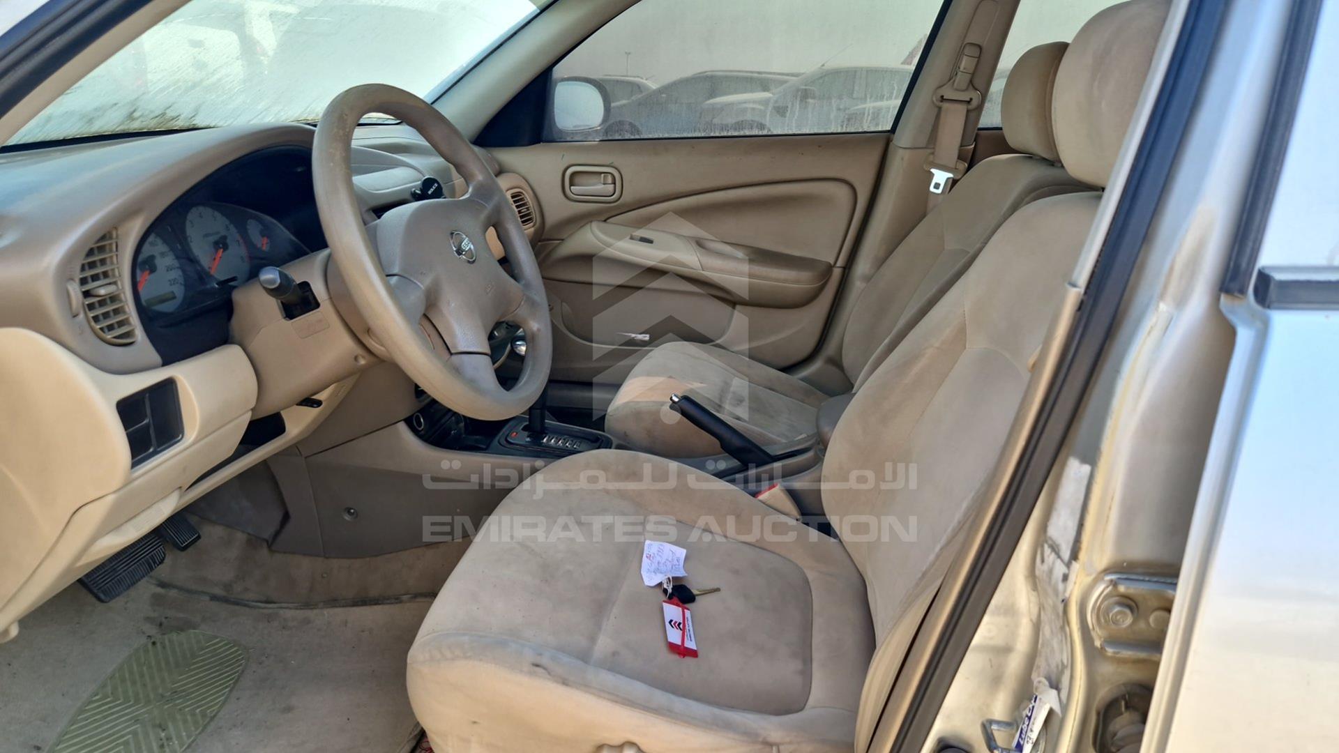 2011 NISSAN SUNNY VIN: JN1FN61C3BW209081