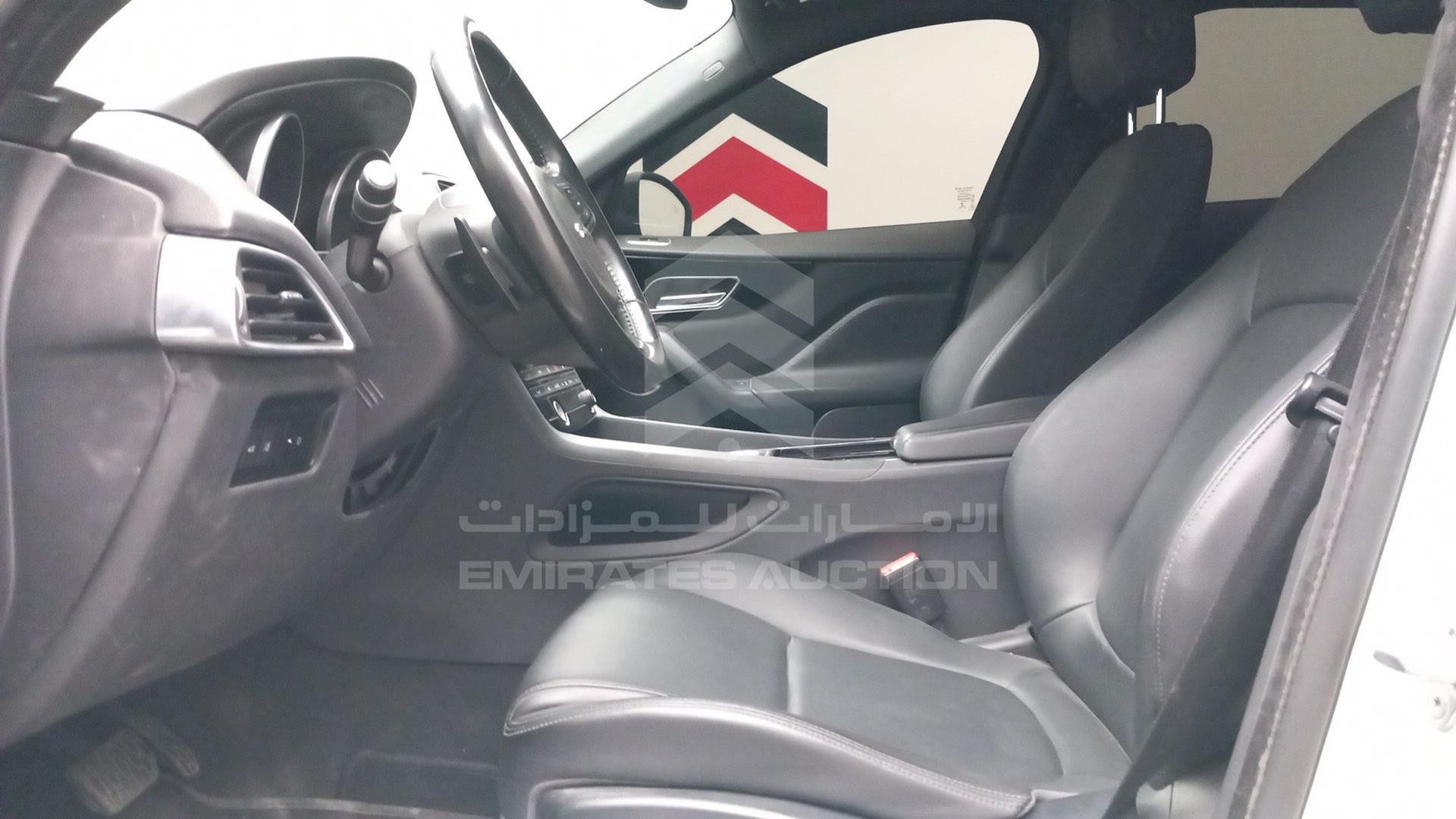2018 JAGUAR F-PACE VIN: SADCJ2FX3JA280958