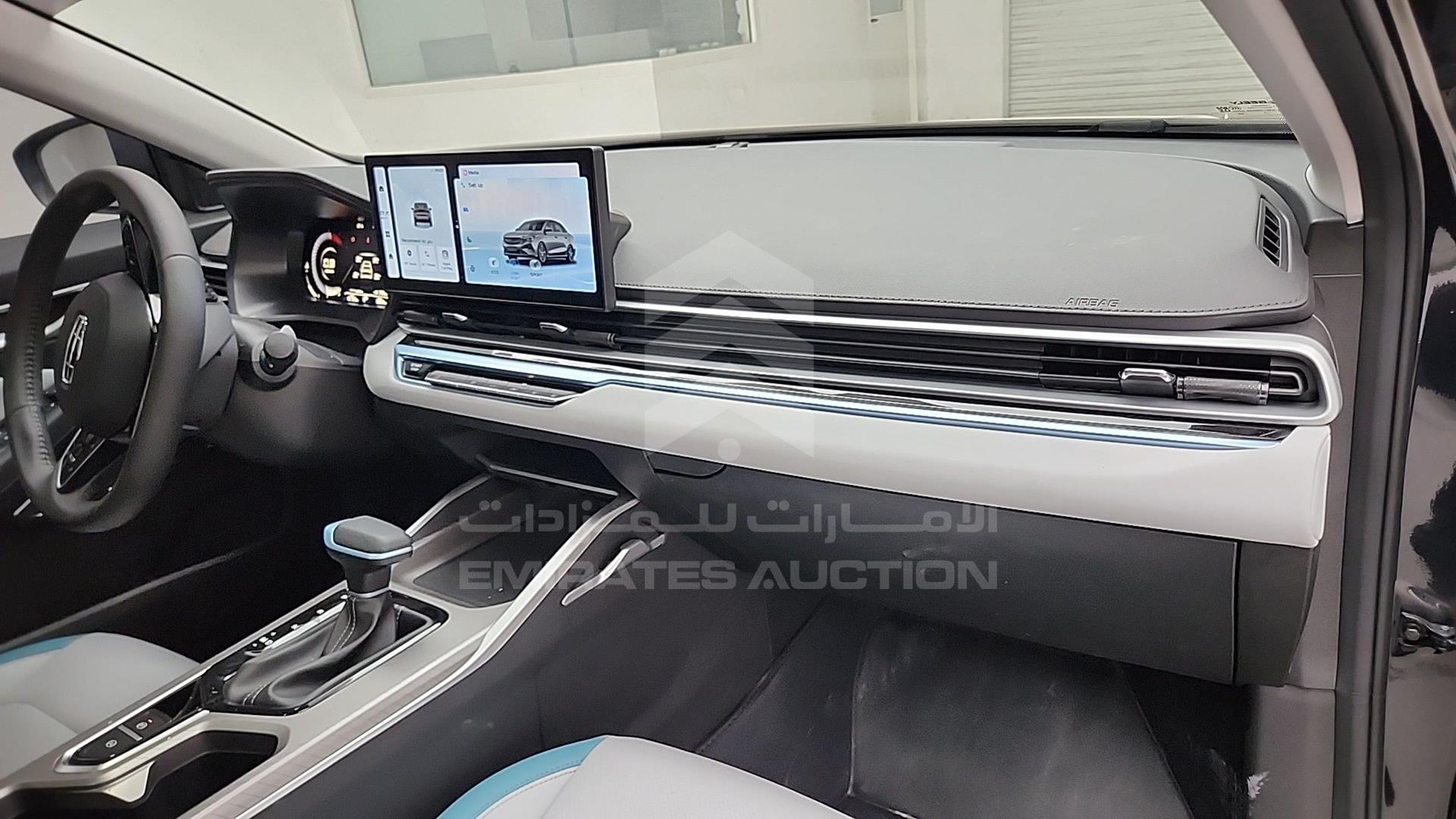 2025 GEELY EMGRAND VIN: LB3F31S35SG014751