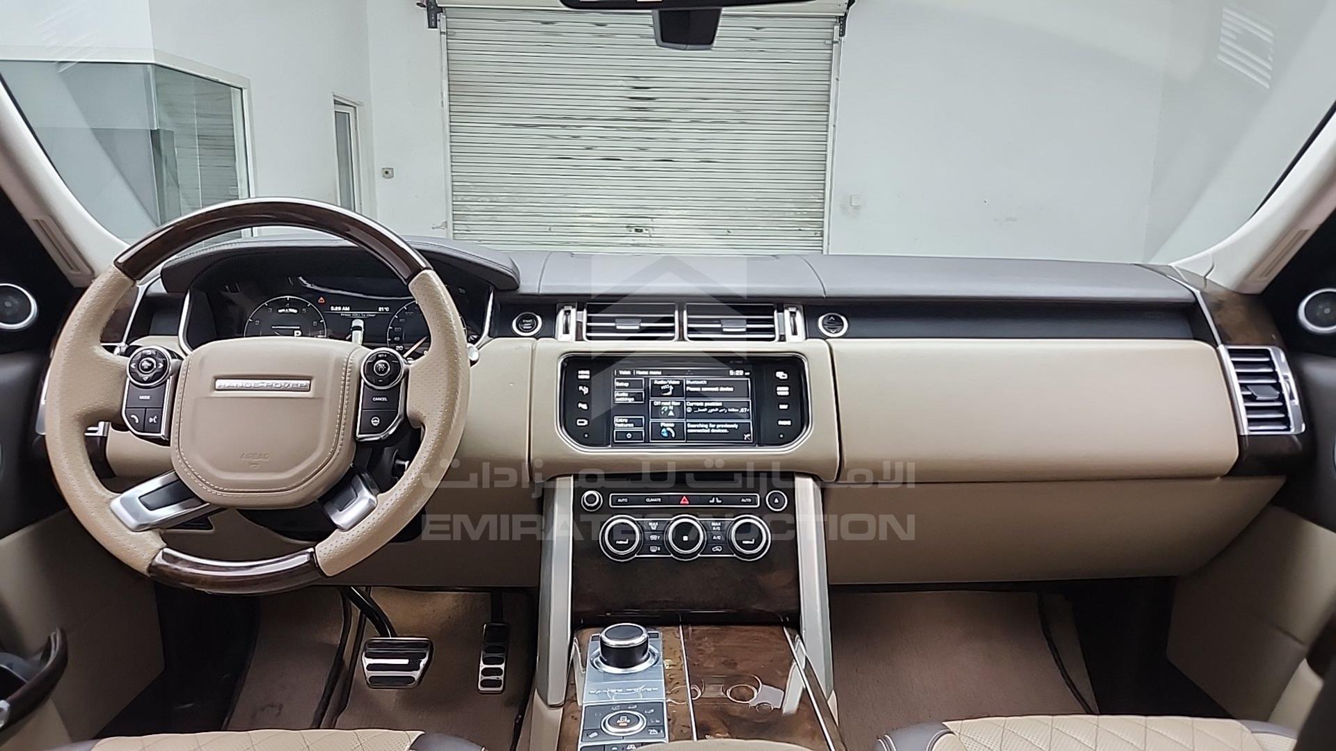 2014 RANGE ROVER VOGUE VIN: SALGA2EF8EA137587