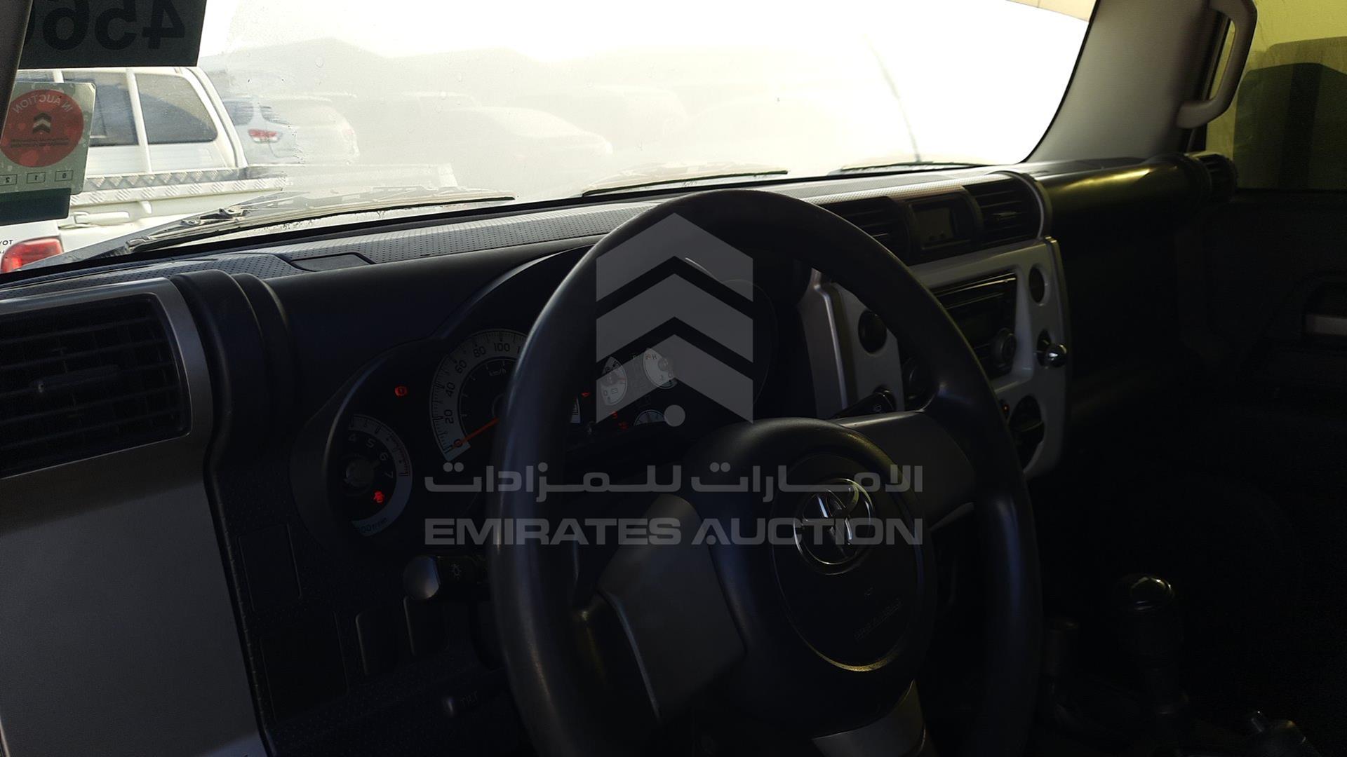 2013 TOYOTA FJ CRUISER VIN: JTEBU11F3DK171627