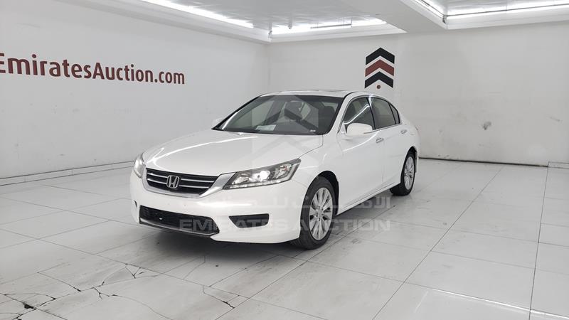 1HGCR2676EA608644 Auction: EmiratesAuction Lot: 405934 1HGCR2676EA608644 Honda Accord 2014 WHITE Photo 5