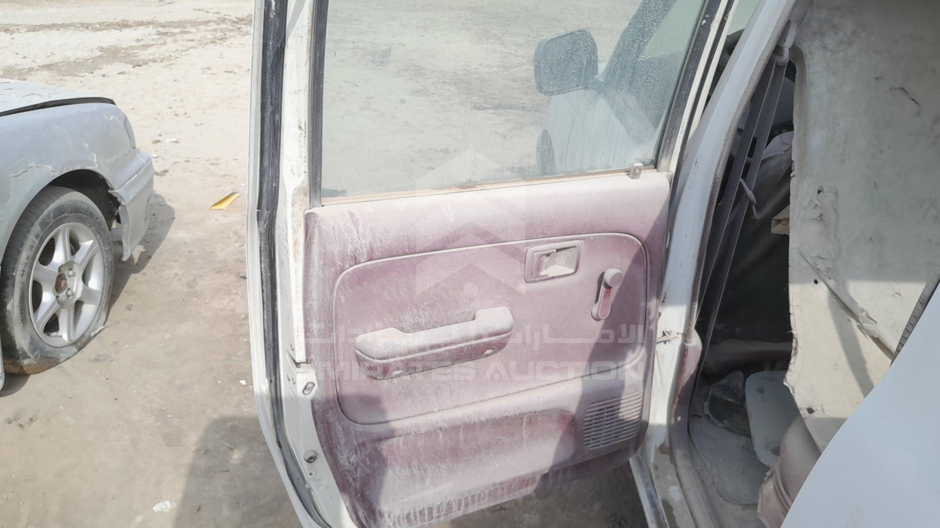 2004 TOYOTA PICK UP VIN: JTFEM426240146092