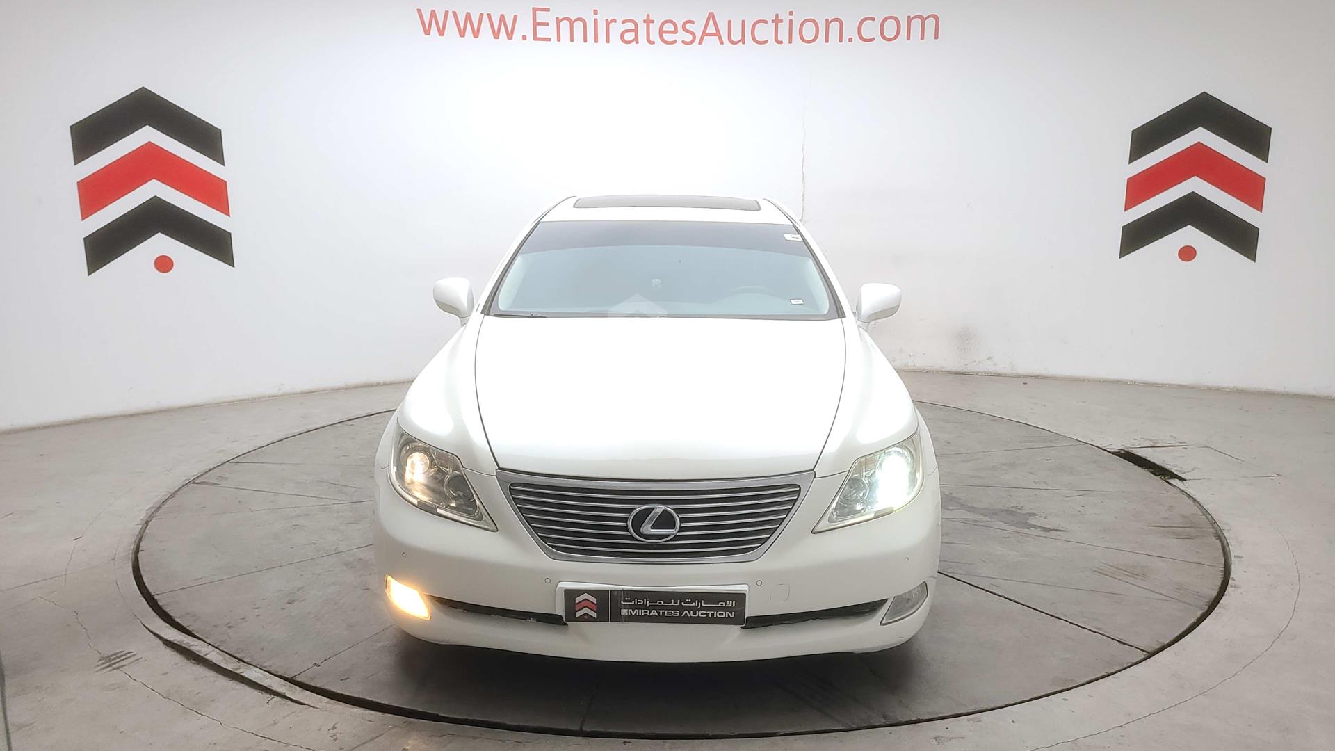 2009 LEXUS LS 460 L VIN: JTHGL46F205027078