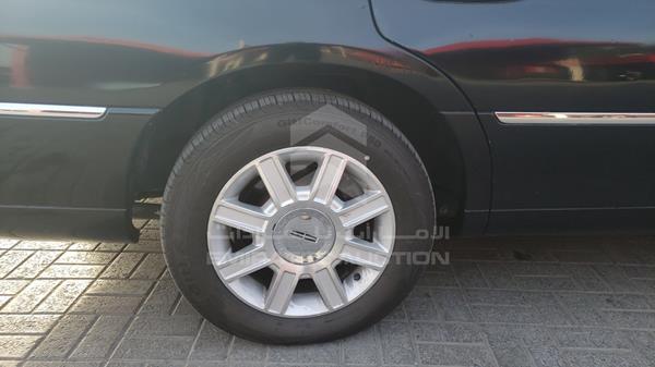 Lincoln Town 2008 2L1FM88W38X657567 Image 26
