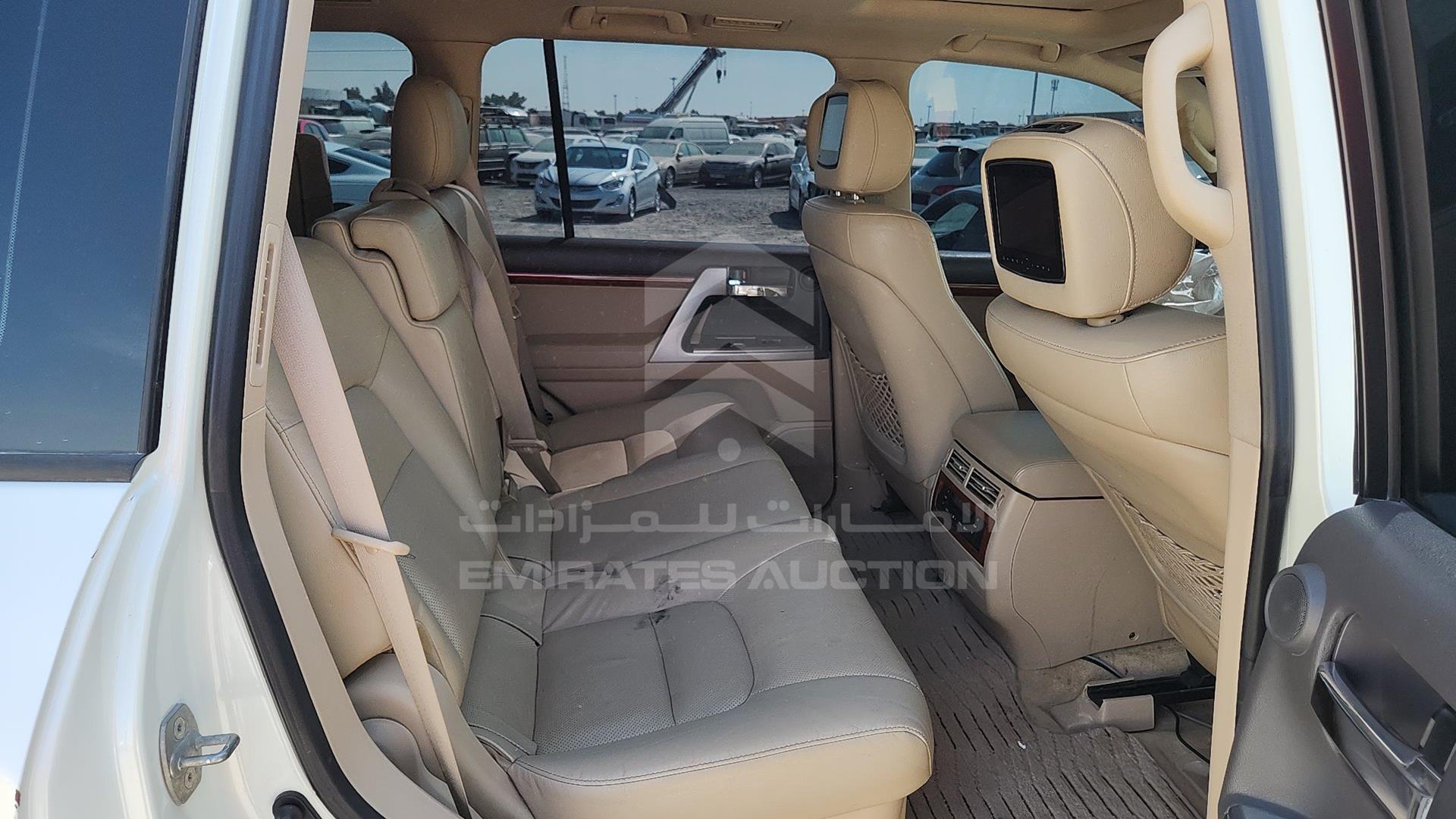 2013 TOYOTA LAND CRUISER VIN: JTMHY05J0D4015934