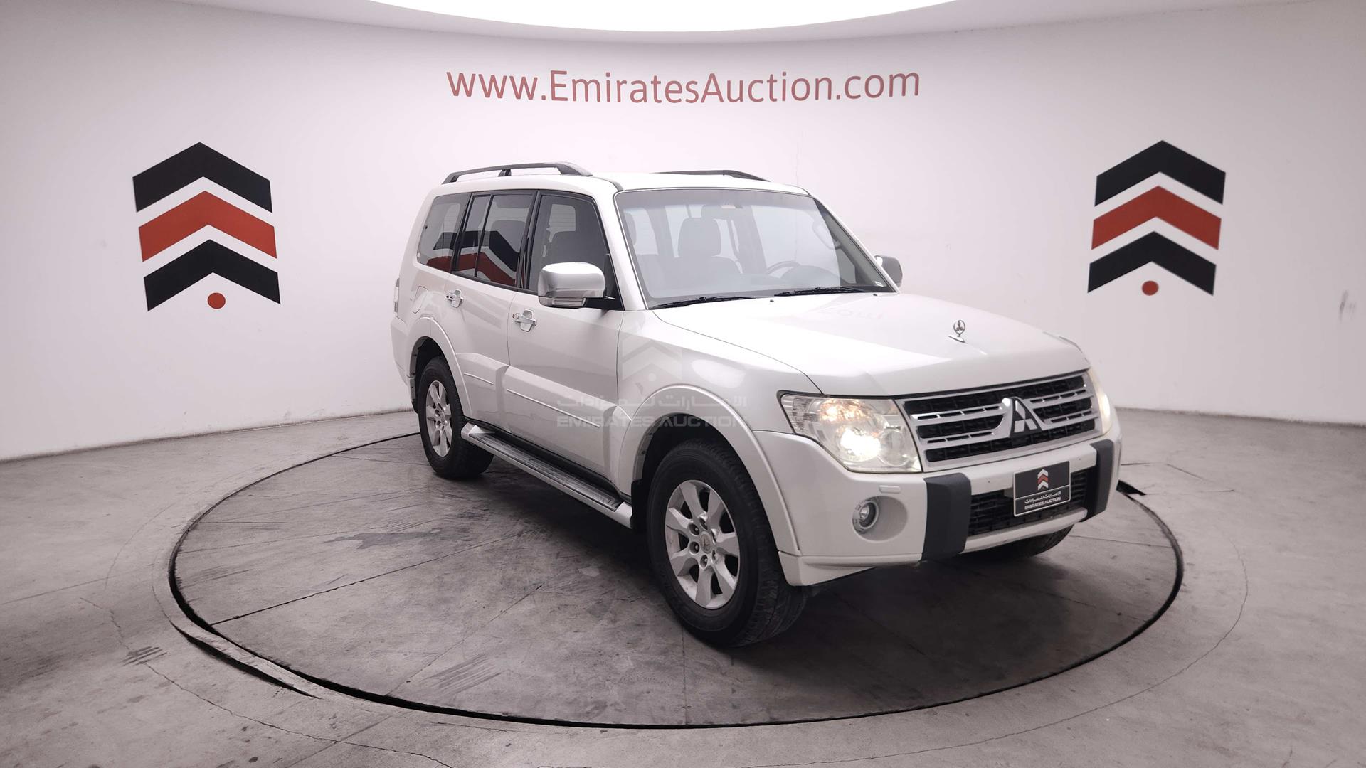 2010 MITSUBISHI PAJERO VIN: JMYLRV95WAJ713865