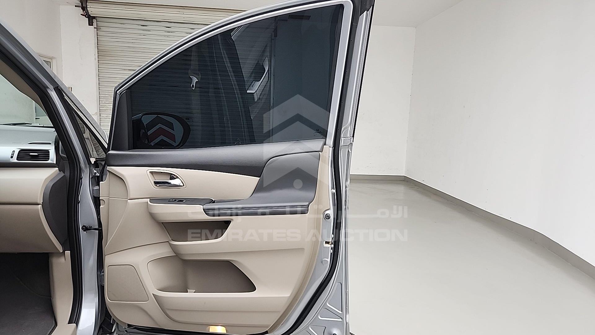 2016 HONDA ODYSSEY VIN: 5KBRL5894GB701569