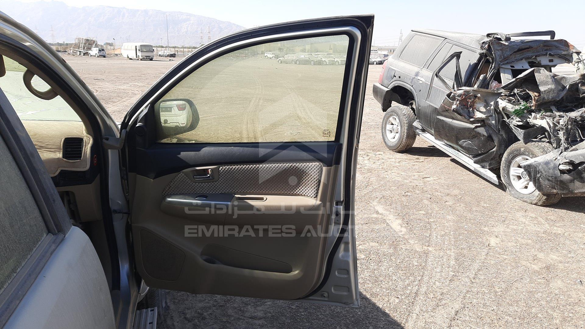 2014 TOYOTA FORTUNER VIN: MHFYX59G4E8061828