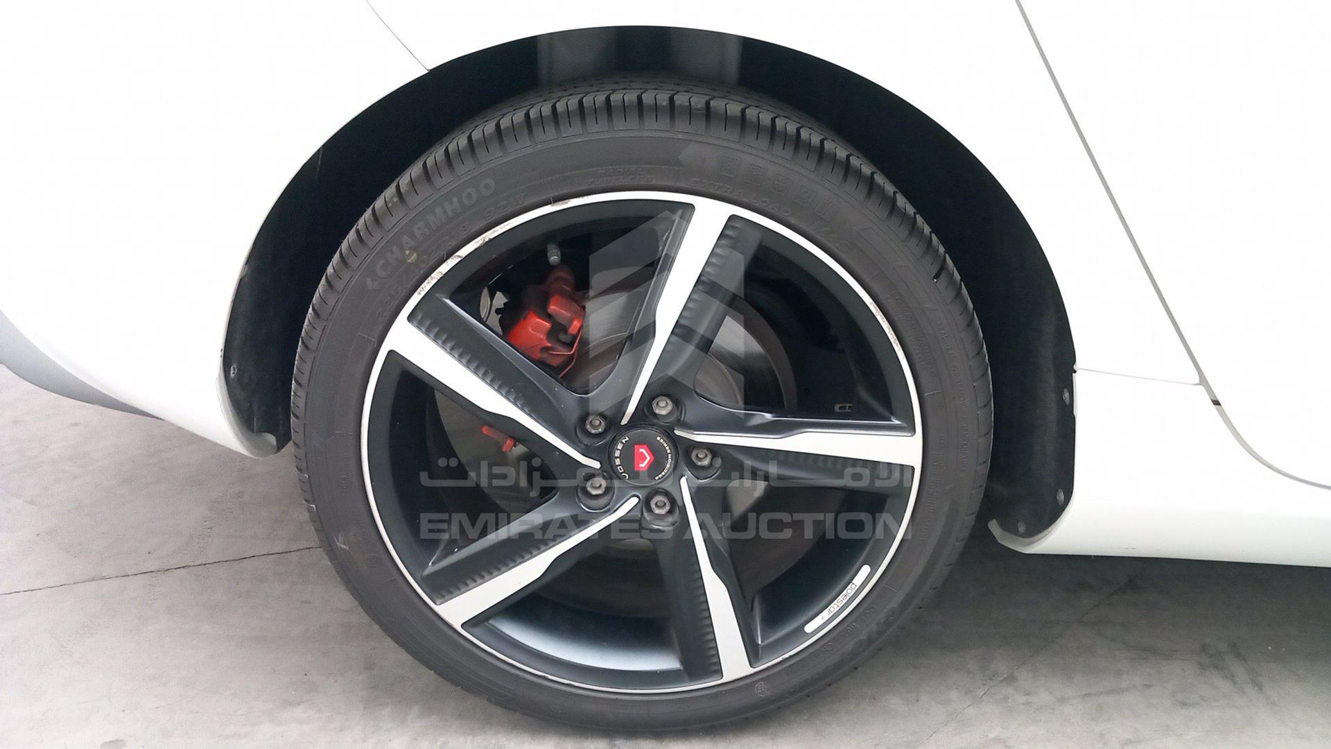 2014 VOLVO V40 VIN: YV1635MV8E2123328