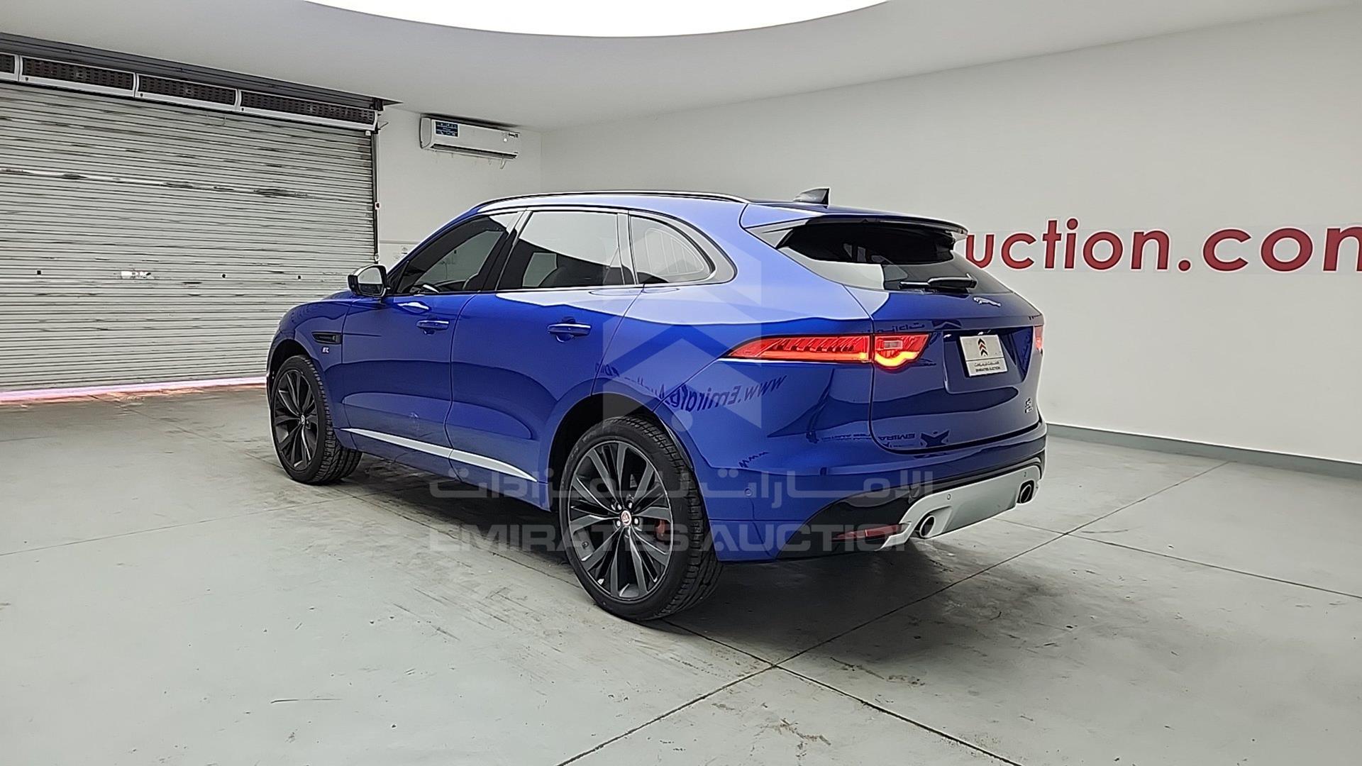 2017 JAGUAR F-PACE VIN: SADCA2BV8HA048886