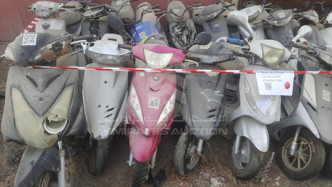 21 Scooters - Scrap without document — Rear Right Angle — Photo 5