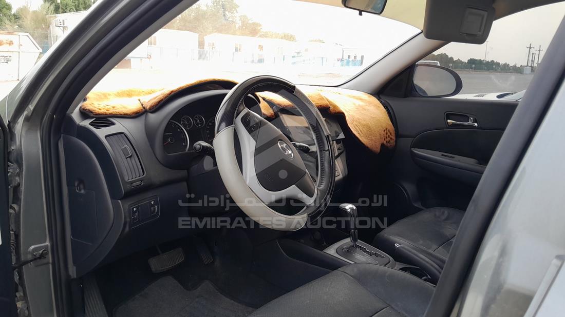 2010 Hyundai I 30 — Front Left Driver Dashboard View — Photo 11