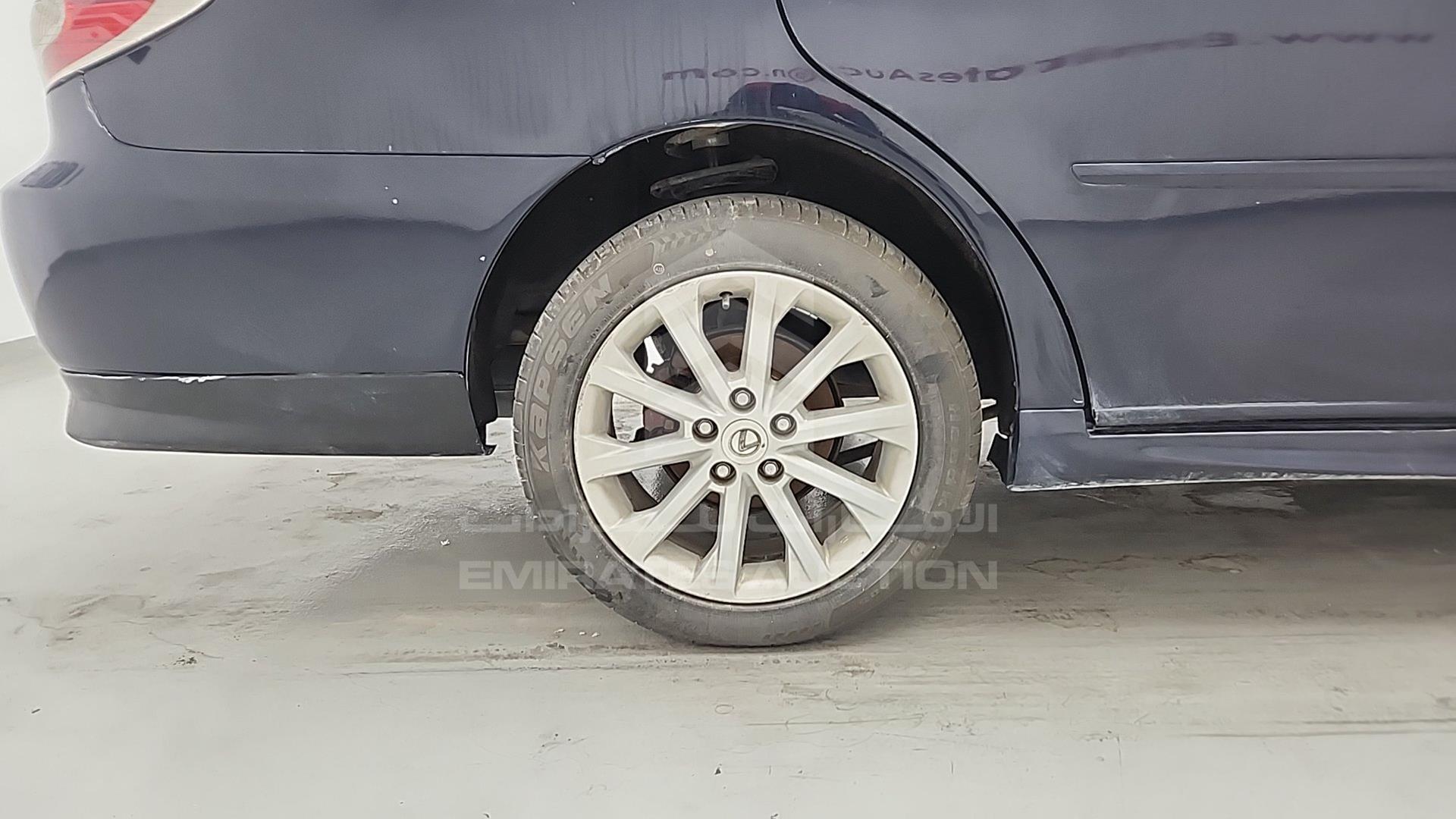2003 LEXUS ES 300 VIN: JTHBF30G130143631