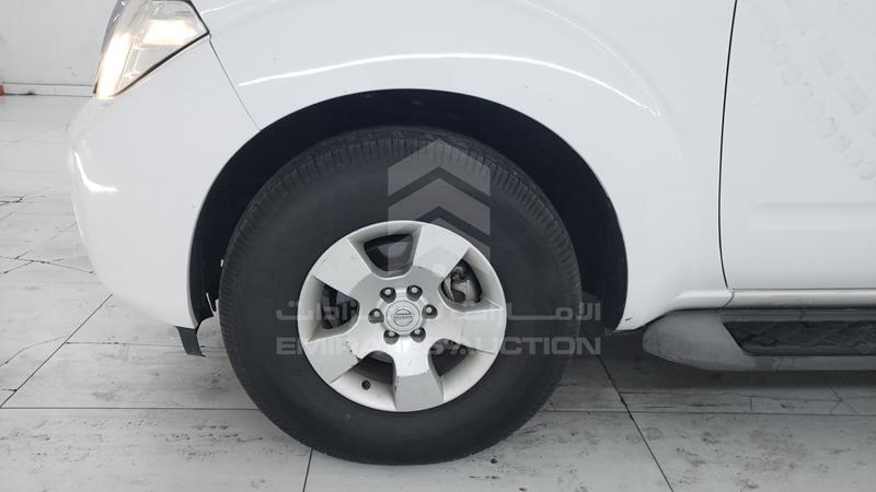 VSKLR11A3EA543133 Auction: EmiratesAuction Lot: 405690 VSKLR11A3EA543133 Nissan Pathfinder 2014 WHITE Photo 31