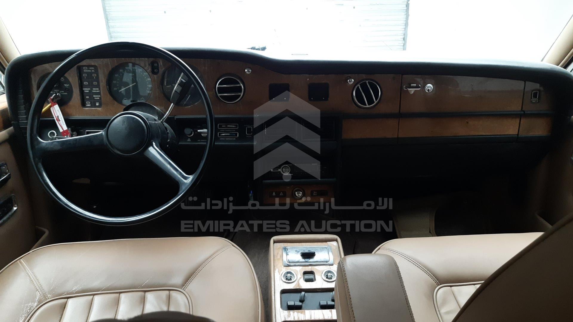 1987 ROLLS-ROYCE SILVER SPUR VIN: SCAZS0004HCX21487