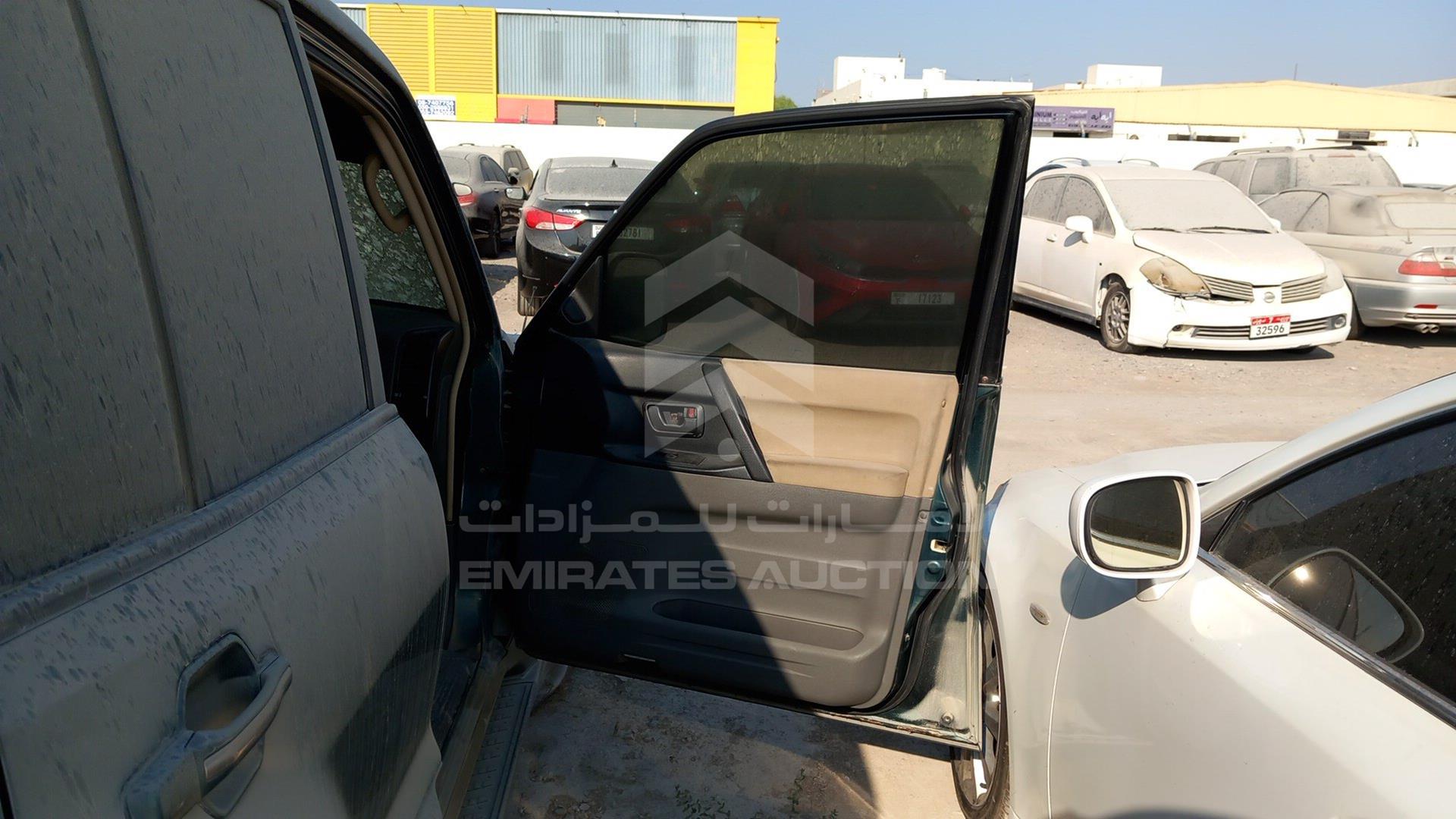 2005 MITSUBISHI PAJERO VIN: JE4MR62M05J708962