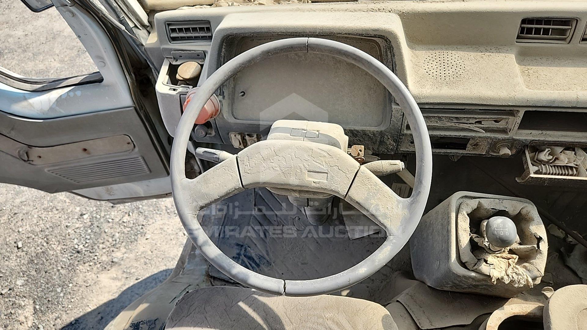 2004 EICHER --- VIN: MC221FFL641099604