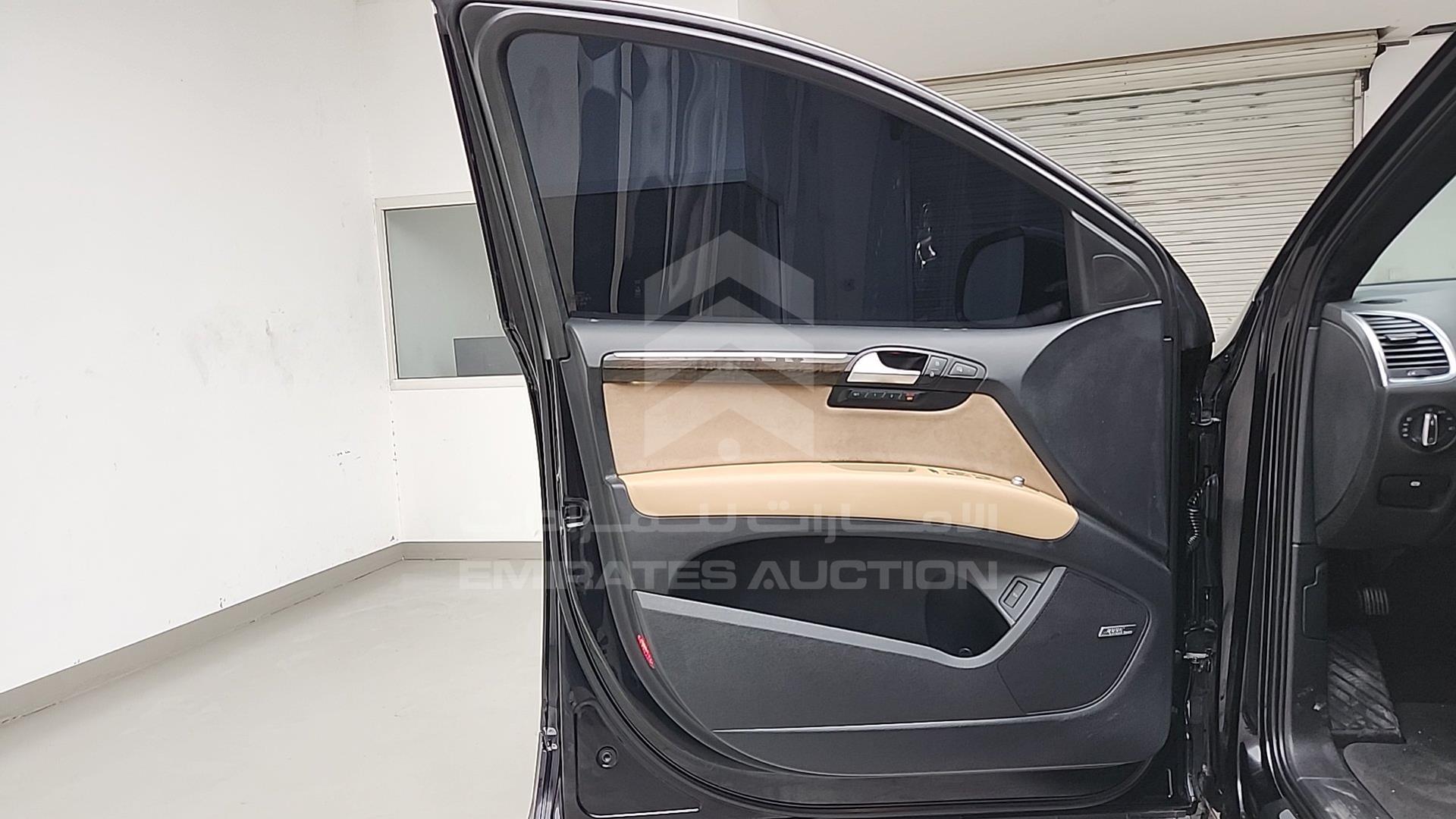 2013 AUDI Q7 VIN: WA1AGDFE6DD004217