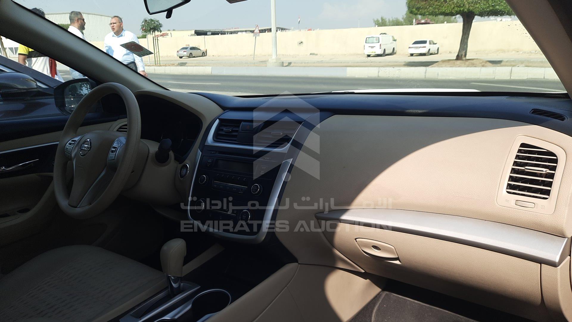 2018 NISSAN ALTIMA VIN: 1N4AL3A9XJC276332