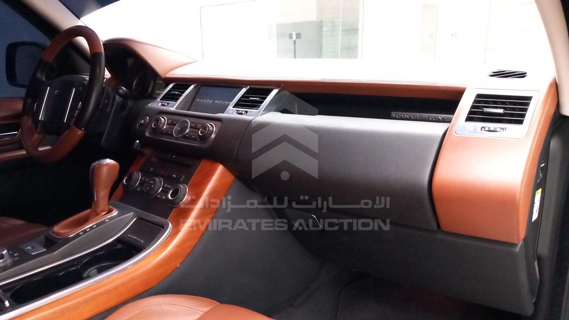 2011 RANGE ROVER SPORT VIN: SALLSAAD4BA298420