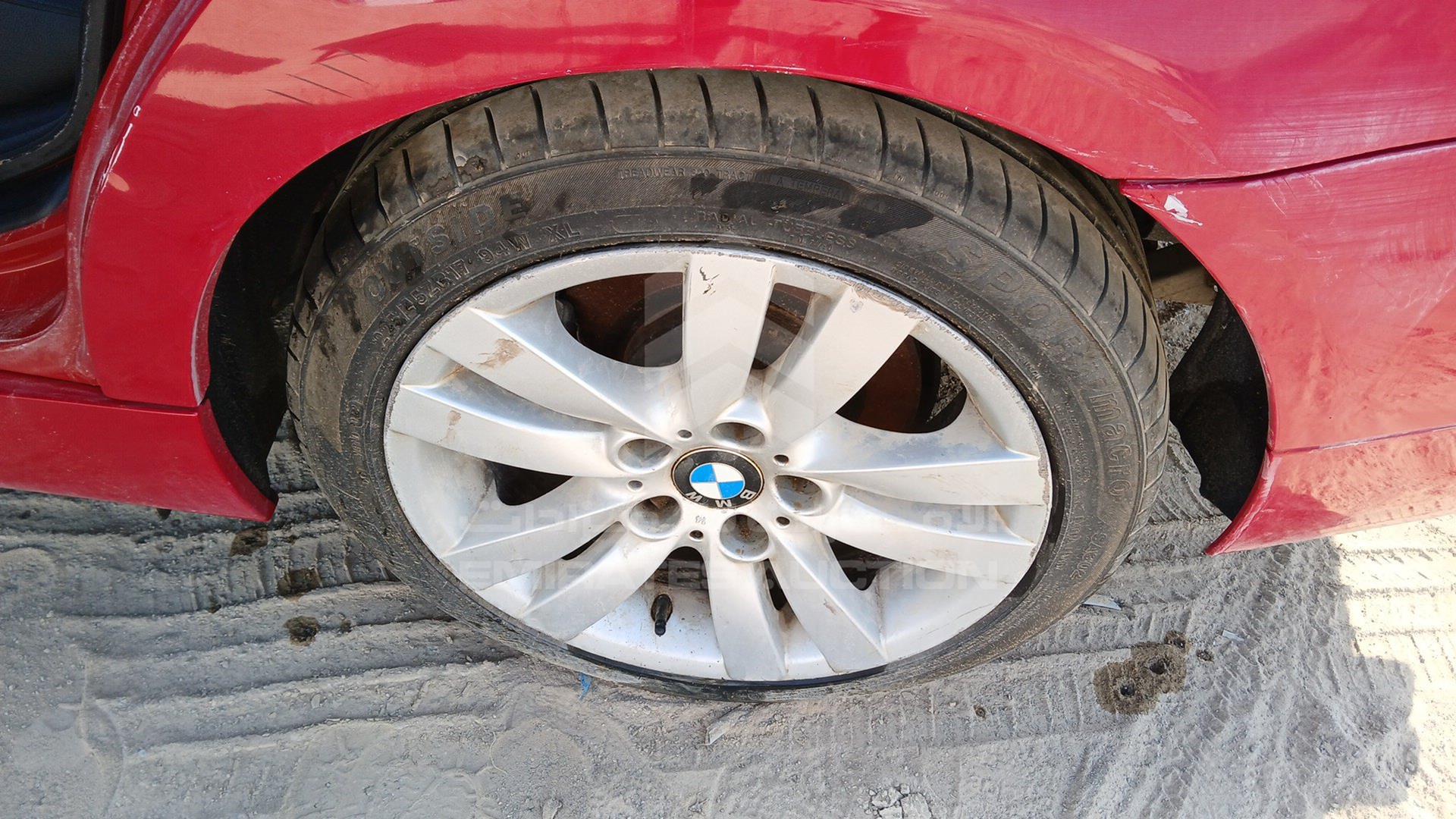 2009 BMW 325I VIN: WBAPH11059A168376