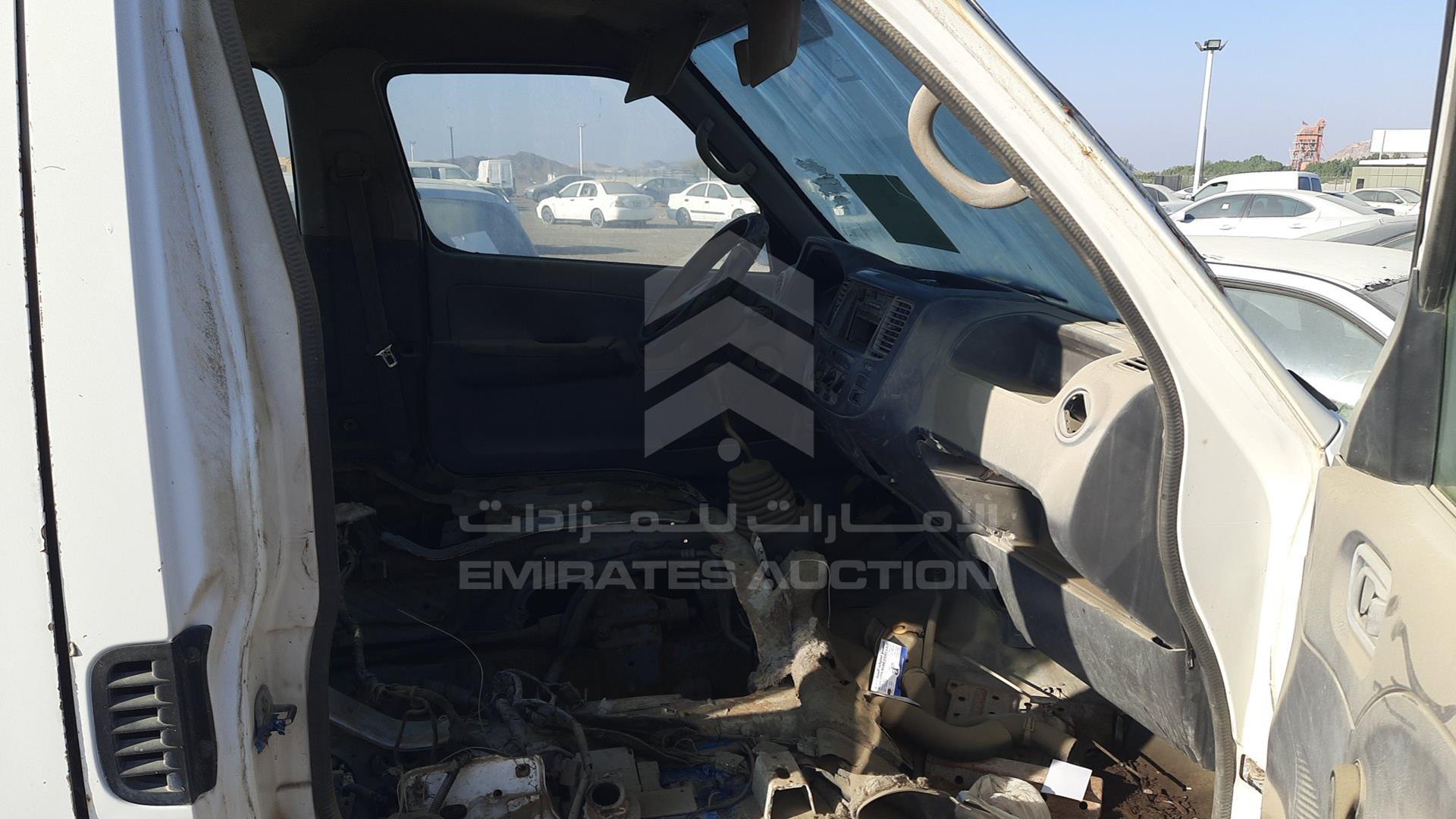 2004 NISSAN URVAN VIN: JN6FE54S84X415999